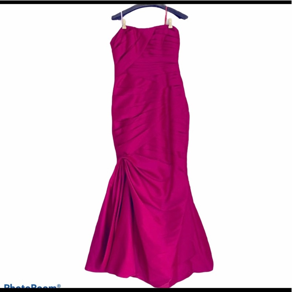 Evening Gown Monique Lhuillier dress size 8️⃣